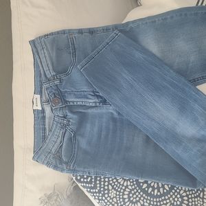 Hudson Boys blue jean. Elastic waist adjustable. Excellent used condition